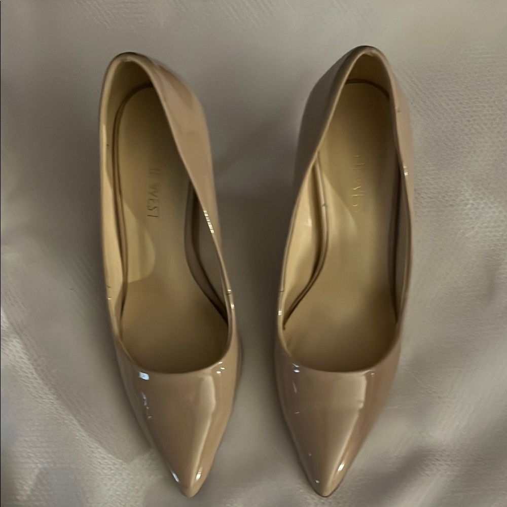 Nine West Tan Patent Leather Heels